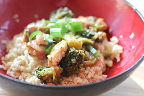 Sesame Chicken Stir-Fry #SundaySupper #McSkilletSauce