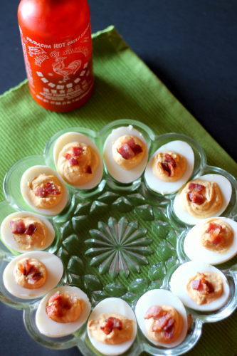 Bacon and Sriracha Deviled Eggs for #SundaySupper