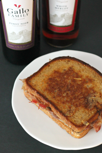 Tomato, Prosciutto and Gruyère Grilled Cheese for #SundaySupper