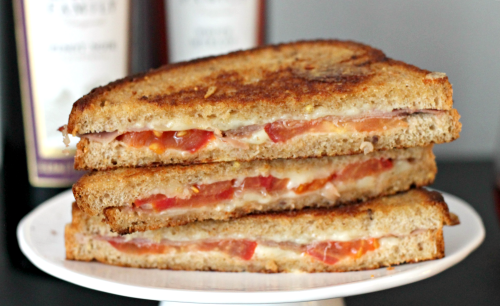 Tomato, Prosciutto and Gruyère Grilled Cheese for #SundaySupper