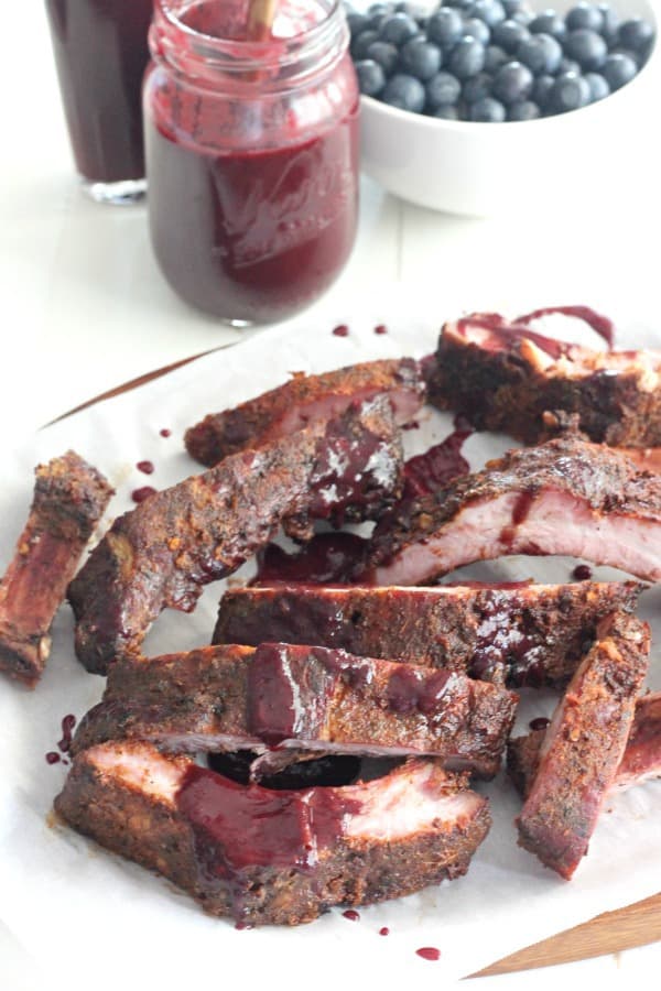Grilled Ribs with Blueberry Maple BBQ Sauce | casadecrews.com