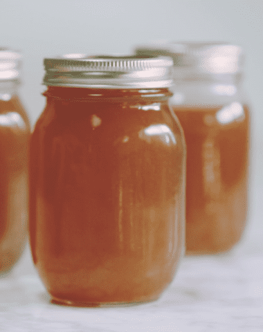 how to make homemade bone broth in the slow-cooker