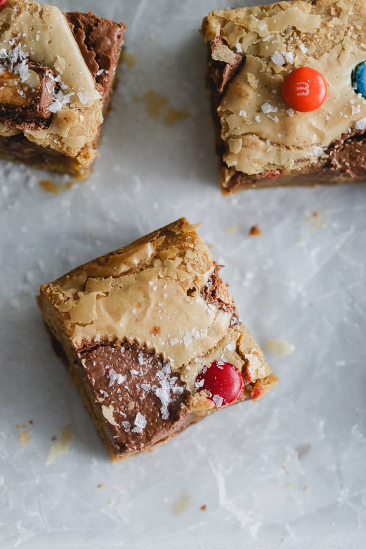 halloween candy cookie bars