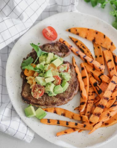 cumin rubbed sirloin steak with avocado salsa #whole30 #paleo #keto