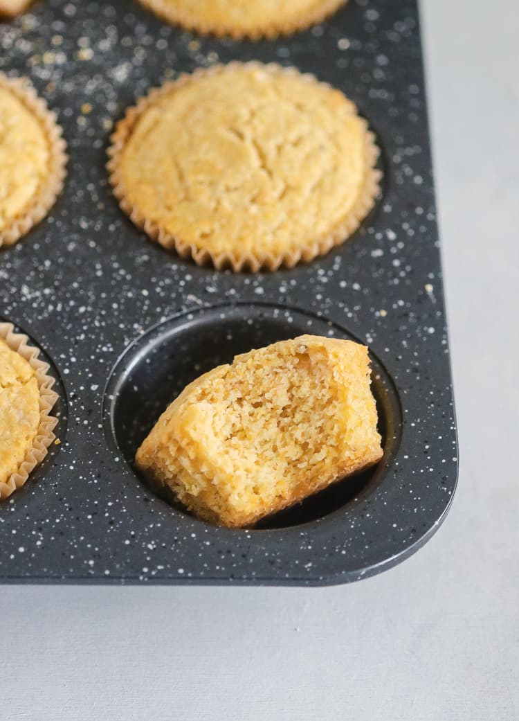 einkorn cornbread muffins