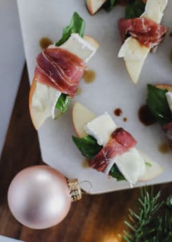 prosciutto wrapped apples with brie and balsamic