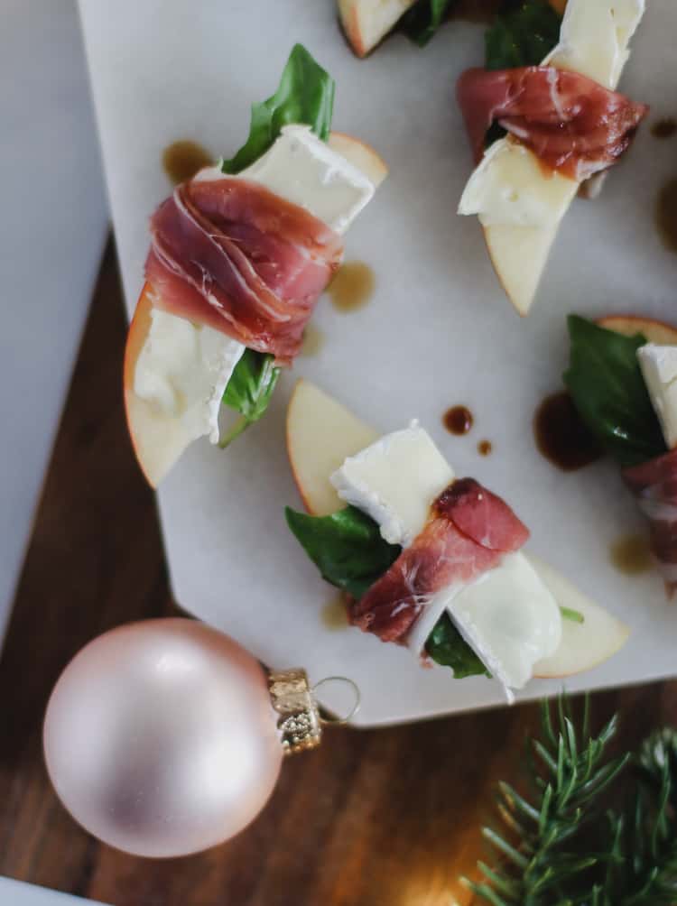 prosciutto wrapped apples with brie and balsamic