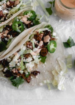 whole30 chicken adobo tacos with chipotle mayo