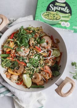 shrimp pad thai with zucchini noodles