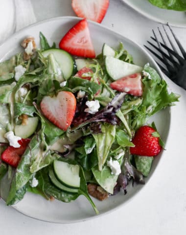 strawberry spring mix salad