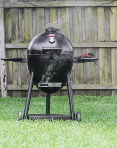 how to start a charcoal grill