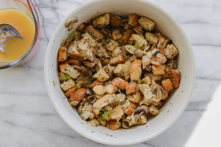 how to make stuffing in the slow cooker Casa de Crews